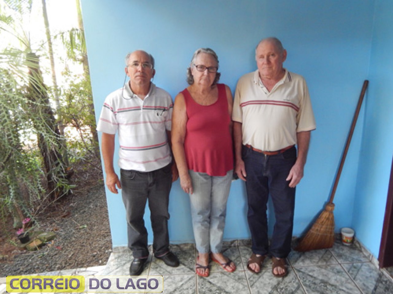 Esquerda para direita Prof. João Rosa Correia, Veleda e Bronildo Bender. Esquerda para direita Prof. João Rosa Correia, Veleda e Bronildo Bender.