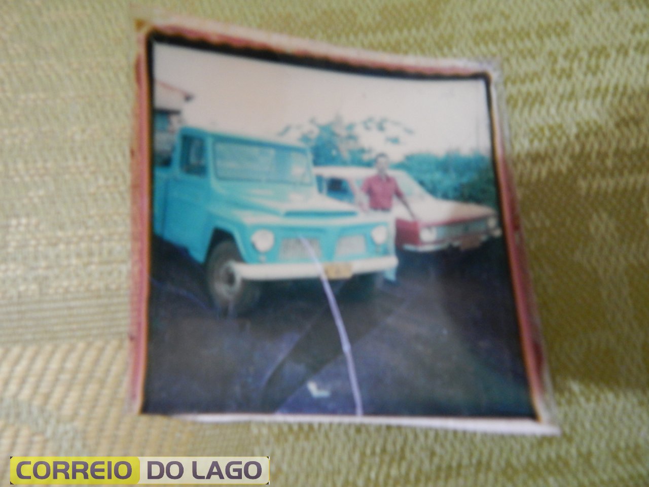 Carros de Marcelino José Galvão. Vera Cruz do Oeste. Década de 1980. Carros de Marcelino José Galvão. Vera Cruz do Oeste. Década de 1980.