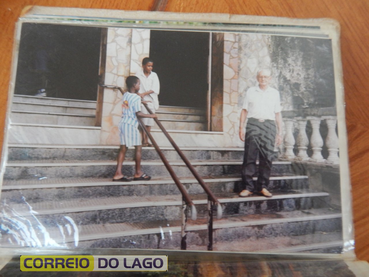 Freno na escada de acesso a Igreja Bom Jesus da Lapa Bahia. Década de 1990.