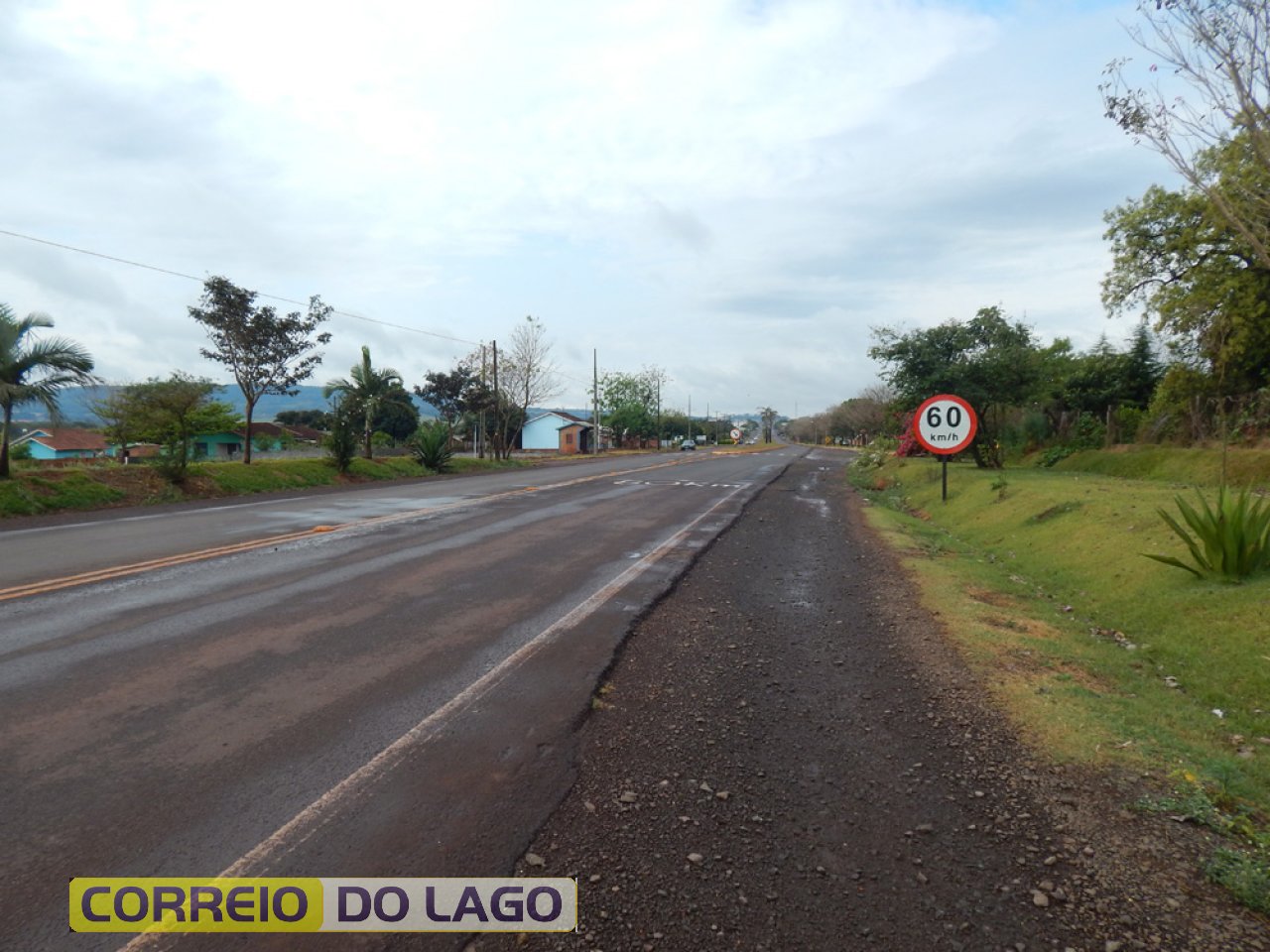 Vista parcial da entrada de Sub Sede. Via S.Helena