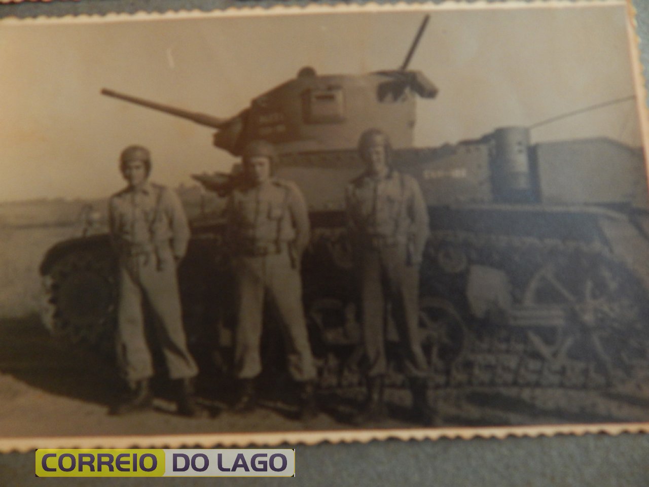 Elemar -  (do meio). Treinamento de guerra