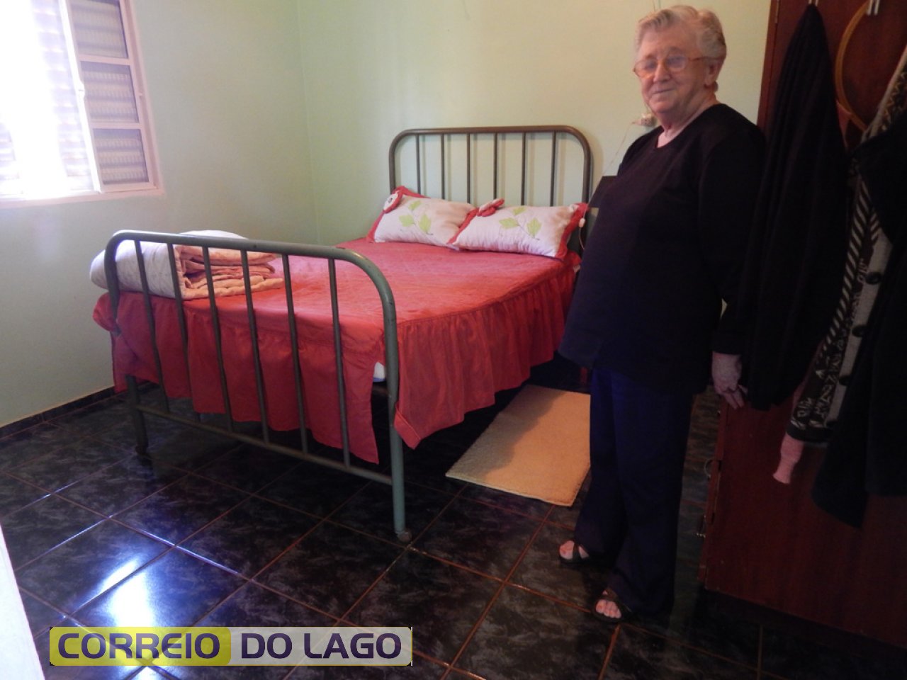 Cama que Oniva ganhou quando de seu casamento no RS - 1957. Está em perfeito estado e em uso