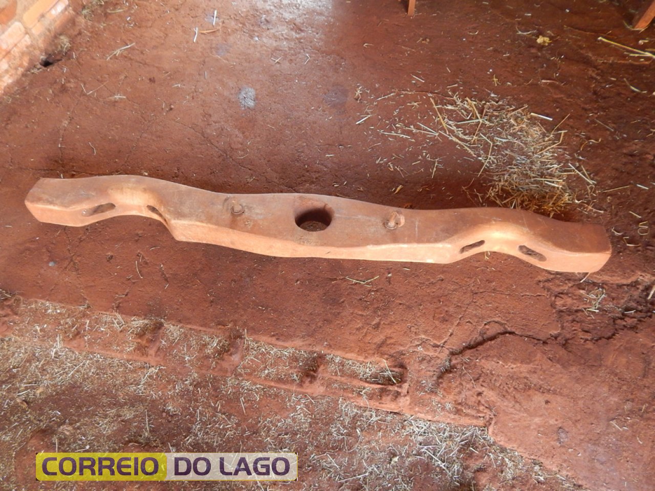 Partes de uma canga de boi. Material que Marino utilizava para atrelar os animais para o trabalalho na agricultura