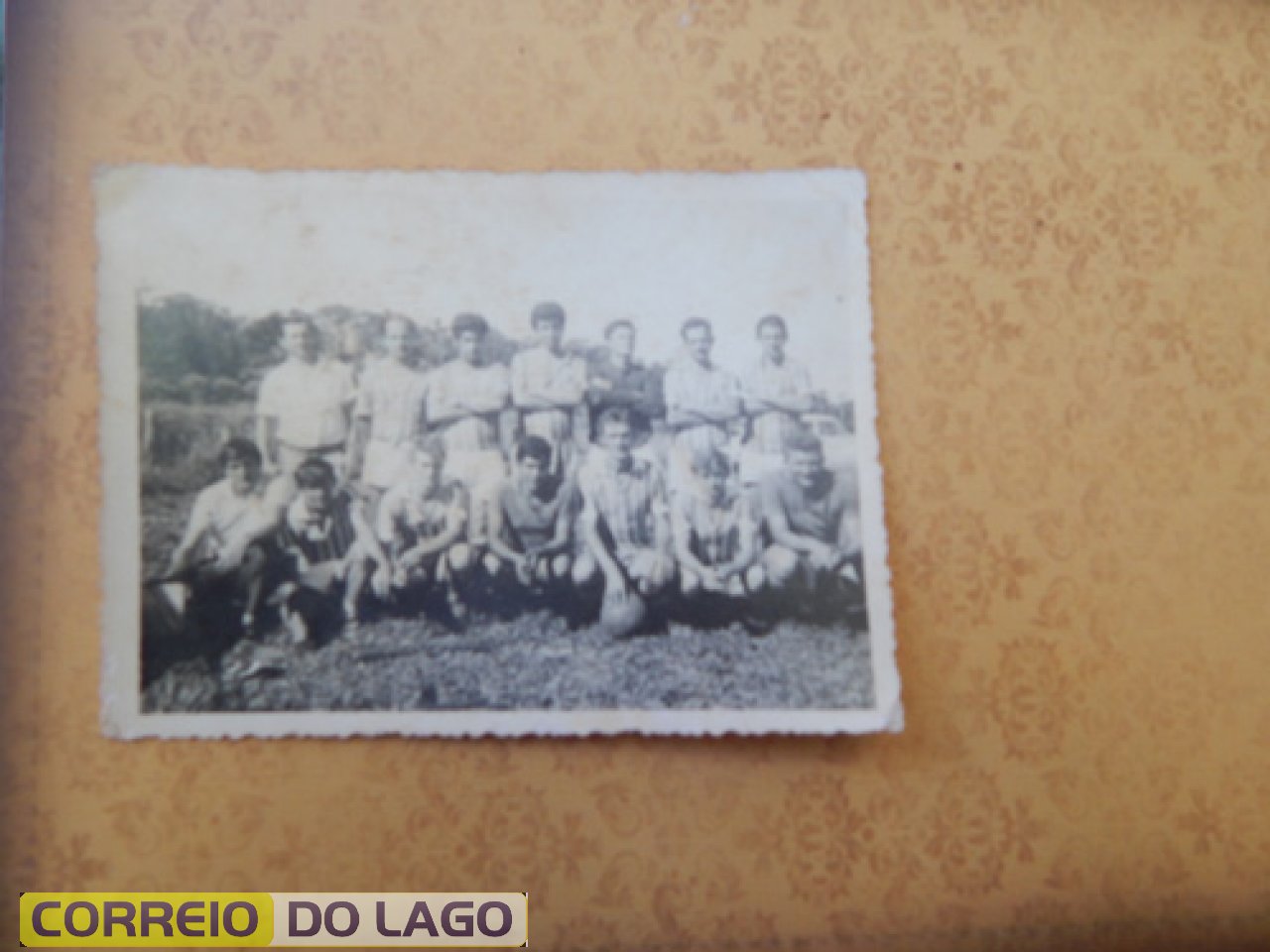 Time do Internacional de São Clemente. Foto de 1968. O campo ficava na saída para Vista Alegre. Não existe mais. Time do Internacional de São Clemente. Foto de 1968. O campo ficava na saída para Vista Alegre. Não existe mais.