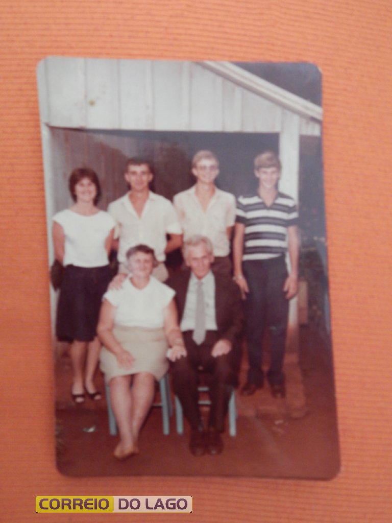 Teobaldo Arend e Olga Arend. Pais de Elemar. Foto 50 anos de casamento. SH