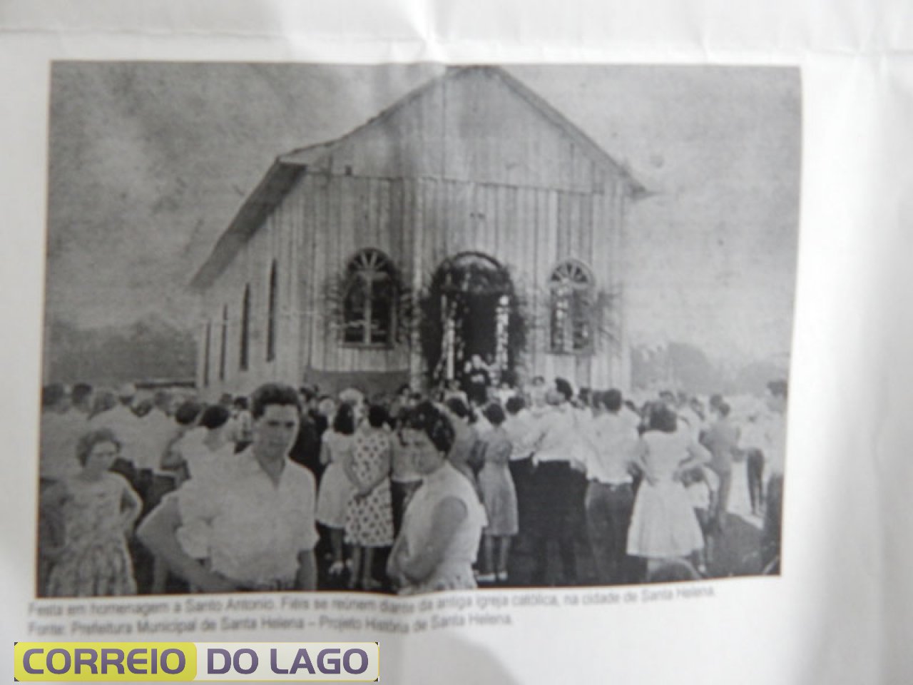 Igreja Católica que serviu de Escola. Estava instalada onde atualmente está o centro de informações na Praça Central Antônio Thomé SH. Igreja Católica que serviu de Escola. Estava instalada onde atualmente está o centro de informações na Praça Central Antônio Thomé SH.