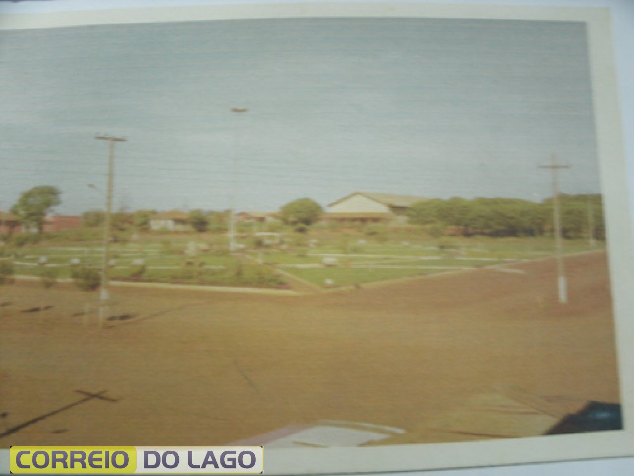 Outrora Praça Anchieta (década de 1970), hoje Antônio Thomé. Ao fundo da foto: 2ª Igreja Católica Santo Antônio/SH.