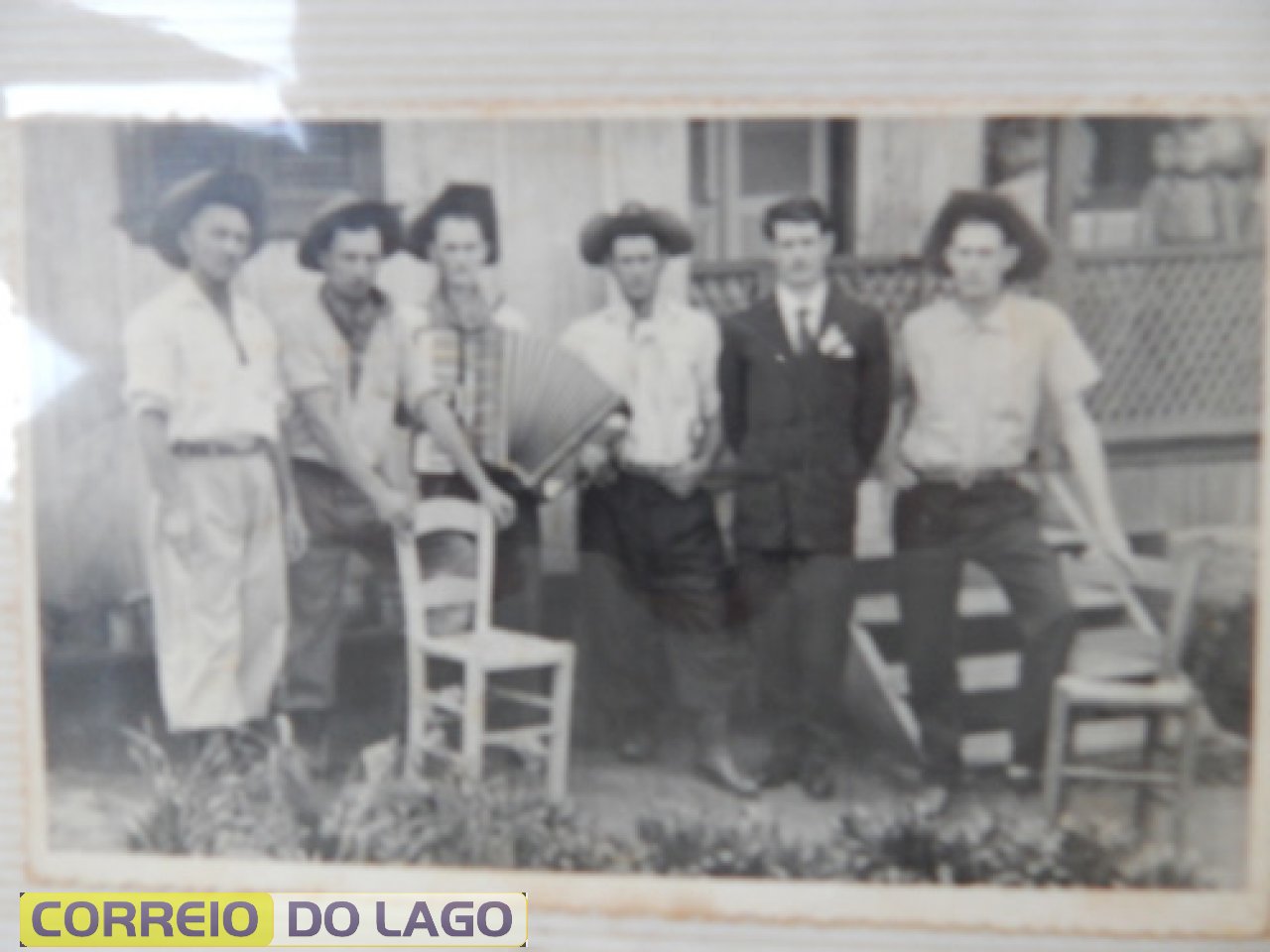 Grupo Musical. Aldair Arnold é o que aparece de sanfona RS