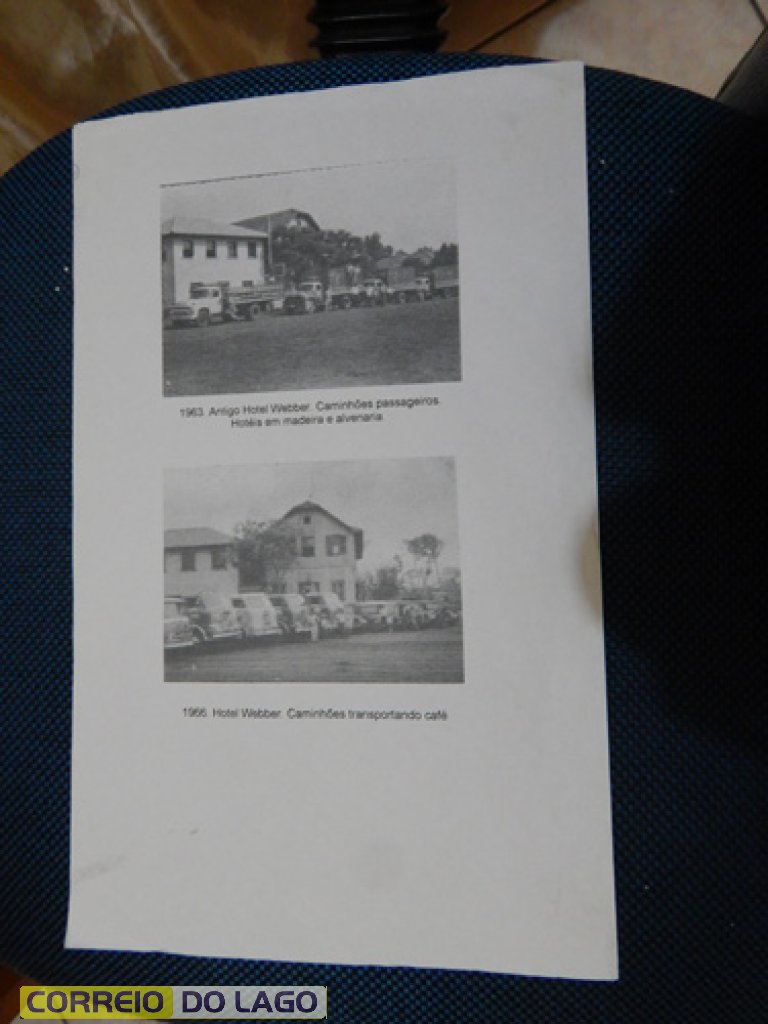 Hotel Webber. Caminhões/transporte de café. Motoristas pernoitavam/faziam as refeições neste local. Década de 1960/70. SH.