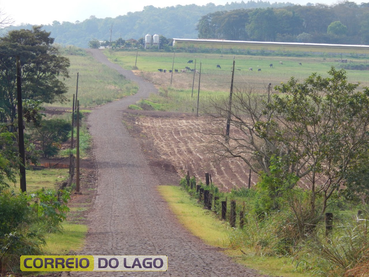 Próximo à granja que aparece, Marino fixou residência em 1963 e lá residiu até 1973