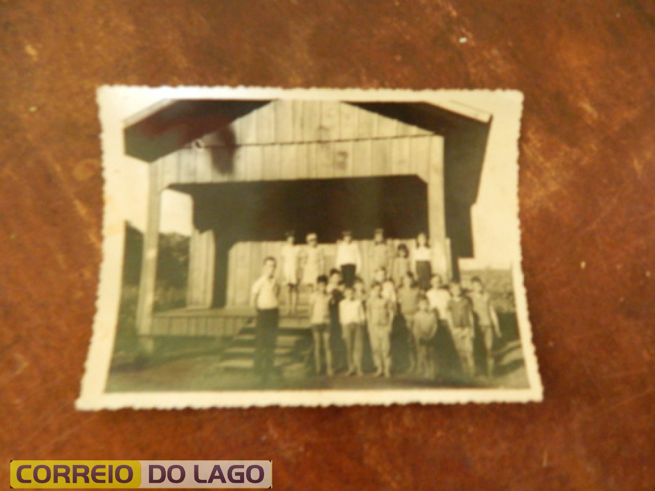 Escola Municpal da Linha Progresso SH. Professor Nestor Mayer. Esta localidade está debaixo das águas do Reservatório de Itaipu. Década de 1970. Escola Municpal da Linha Progresso SH. Professor Nestor Mayer. Esta localidade está debaixo das águas do Reservatório de Itaipu. Década de 1970.