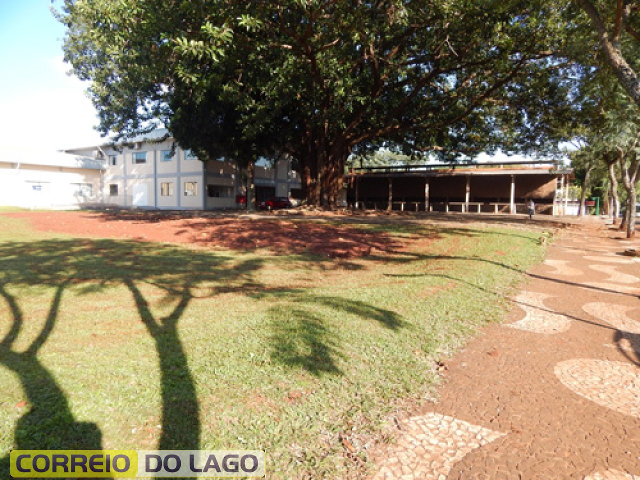 Visão parcial do atual Centro Social Católico de Santa Helena PR. Foto – Maio de 2015.